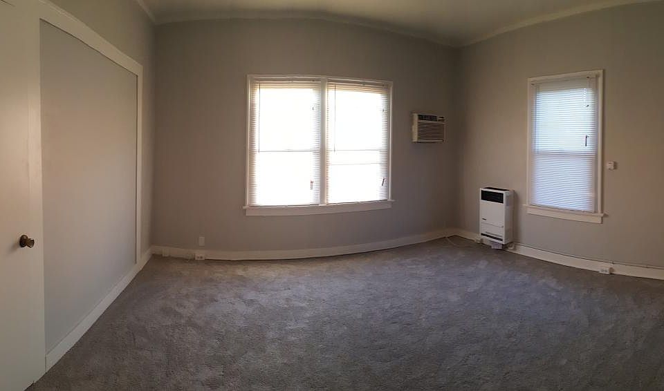 2nd image of 155 S Manhattan Pl APT 16