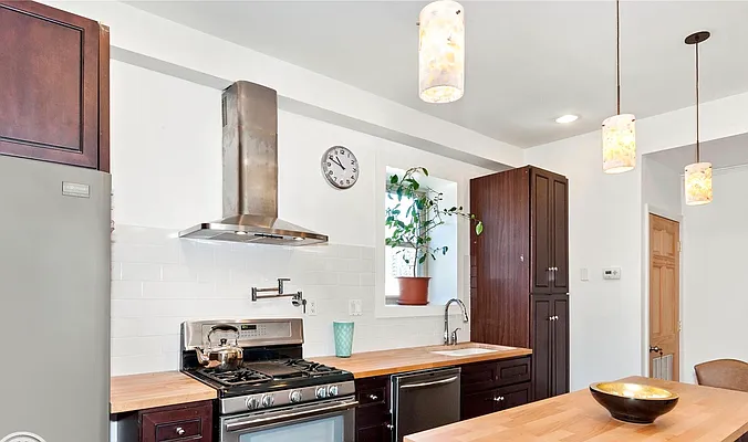 Rented by Compass | media 6