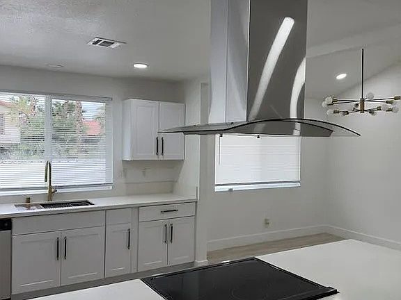 4th image of 4054 Venita Ct #1