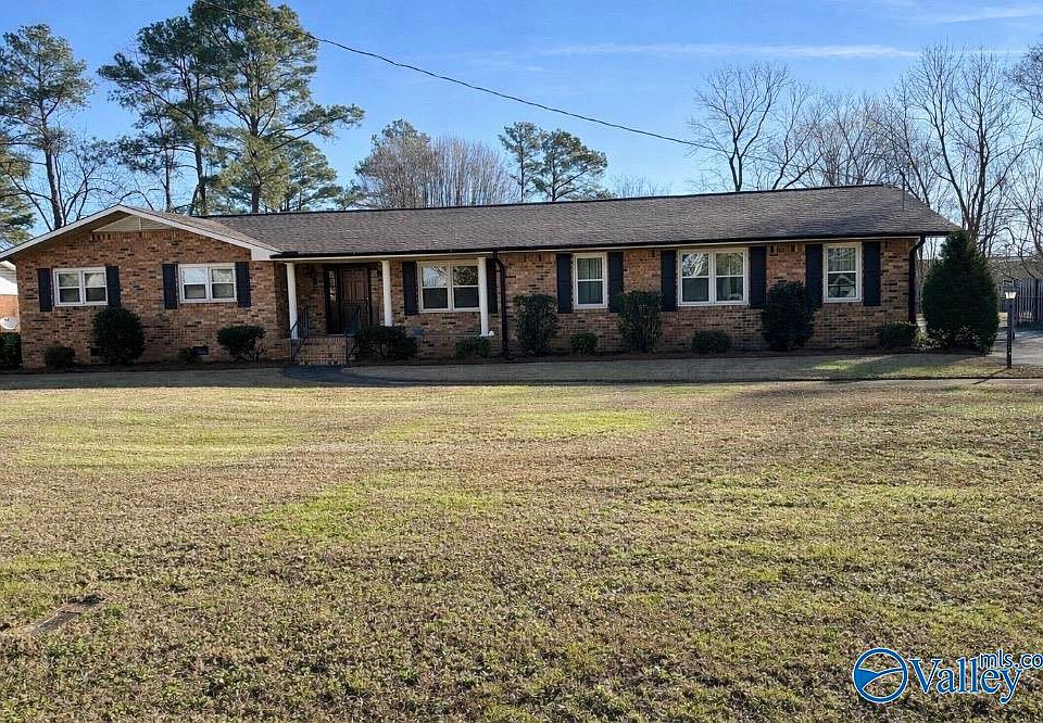 1st image of 715 Stephens St