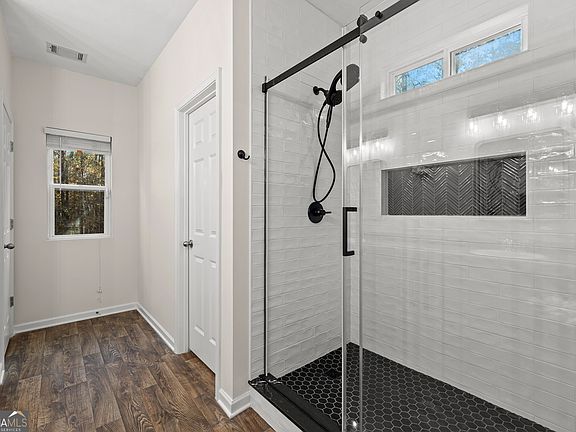 4th image of 75 Homer Johnson Rd