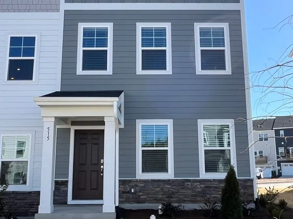 515 Deercroft Dr, Apex, NC 27539