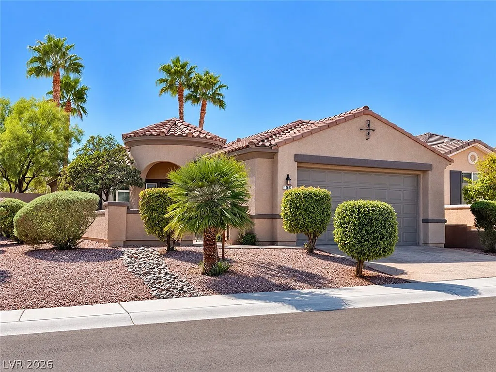 3 bed, 2.0 bath, 1680 sqft, $2,950 — Photo 1