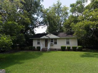 101 Almond Dr, Albany, GA 31705