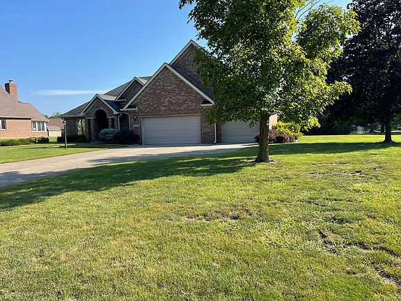 3rd image of 2808 W Buckeye Dr