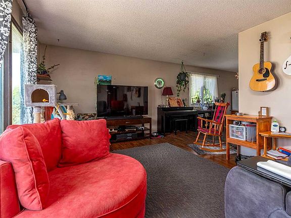 3rd image of 4719 N 29th St