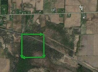 School Rd, Hortonville, WI 54944