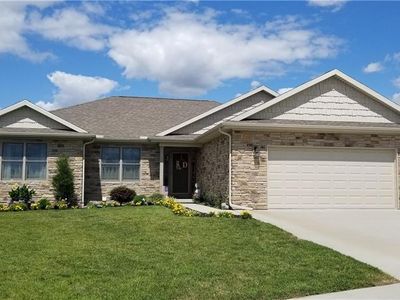 123 Redbud Dr, Swanton, OH, 43558