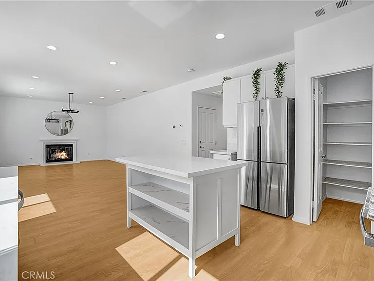 76 Millbrook — Photo 13