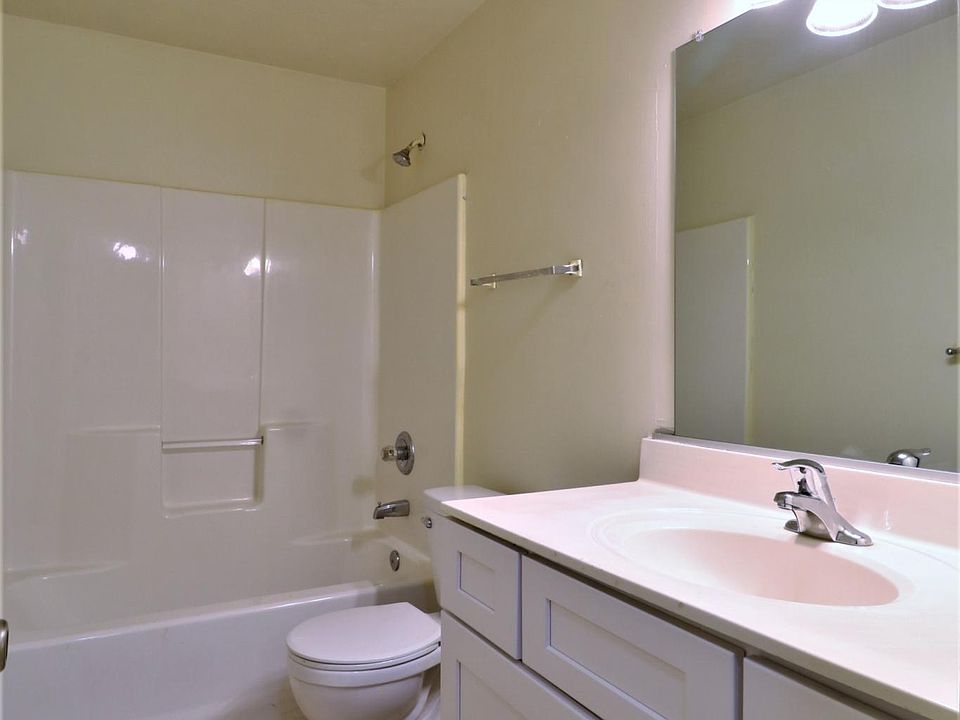 1st image of 3425 Clover Meadows Dr