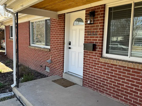 1540 S Bellaire St, Denver, CO 80222