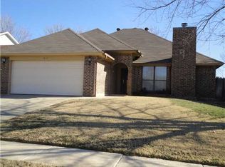 1913 Grassland Dr, Norman, OK 73072