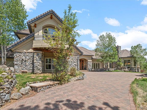 3rd image of 2500 Juniper Court