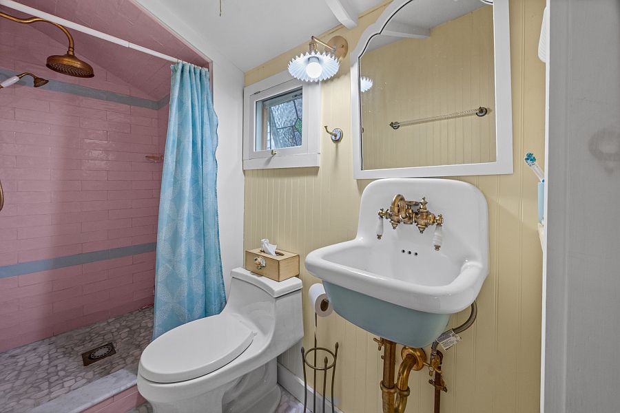 16th image of this home