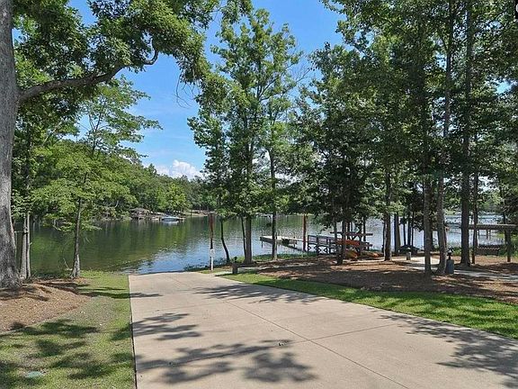 3rd image of 2435 Old Lexington Hwy