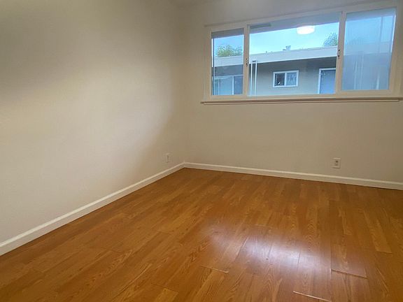 3rd image of 250 Vera Ave #16