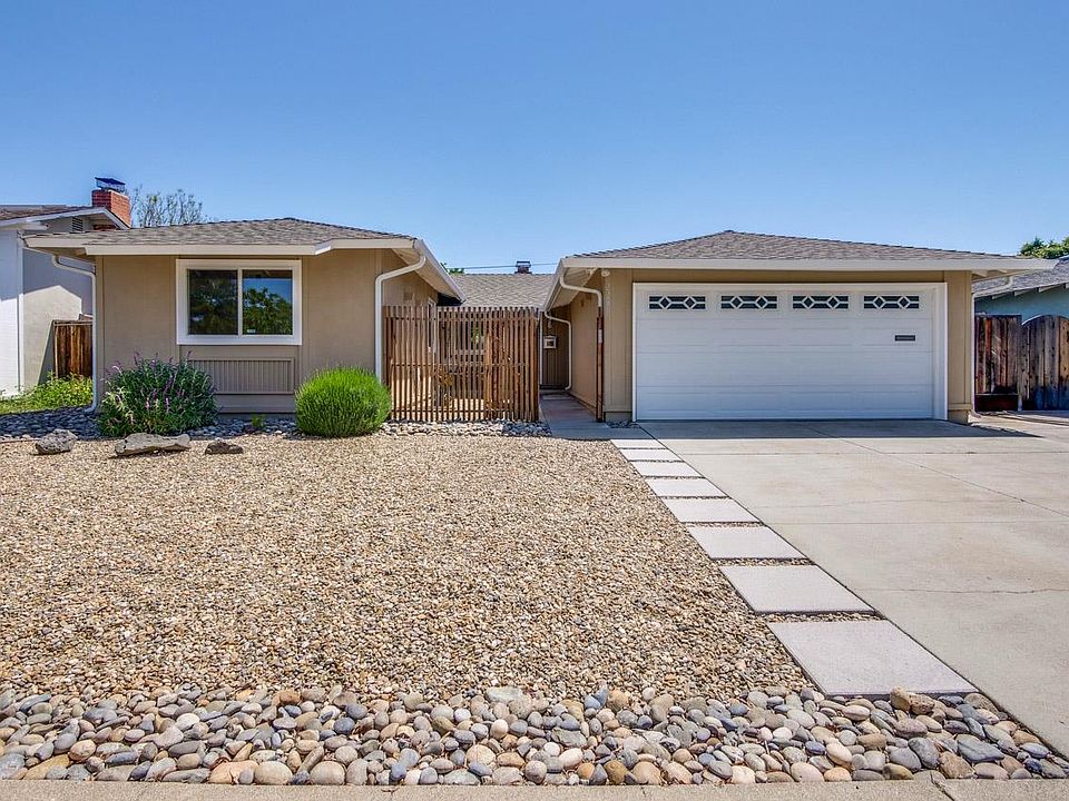 1st image of 2288 Maroel Dr