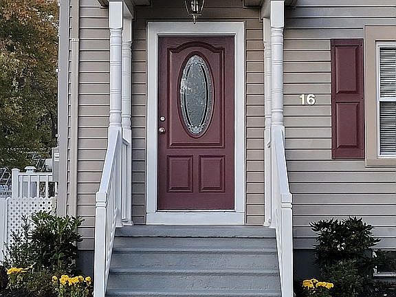 House - Front Portico