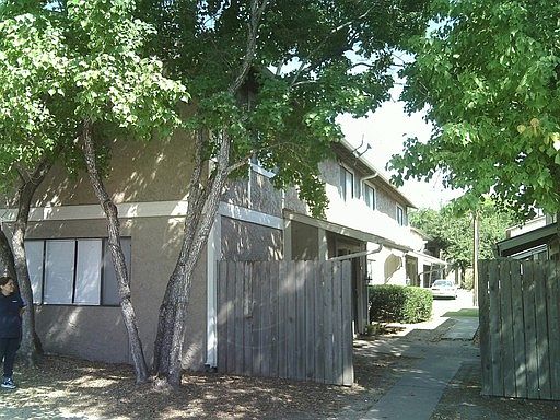 2nd image of 1105 Holik Dr APT B