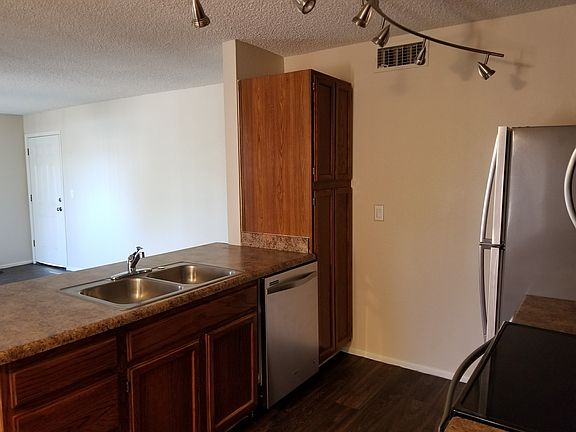 3rd image of 5236 W Peoria Ave APT 120
