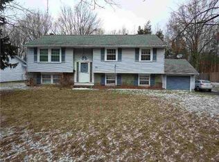 96 Foster Rd, Rochester, NY 14616