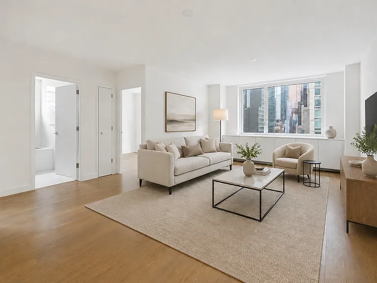 301 W 53rd St #8F — Photo 2