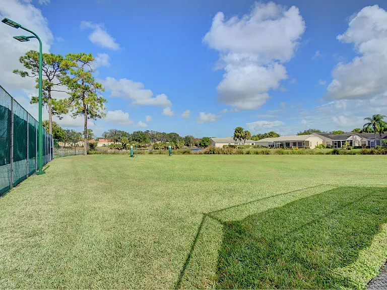 208 Caribe Ct — Photo 55