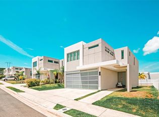 134 Calle 13, Guaynabo, PR 00968