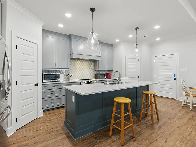 117 Edgewood Cir — Photo 5