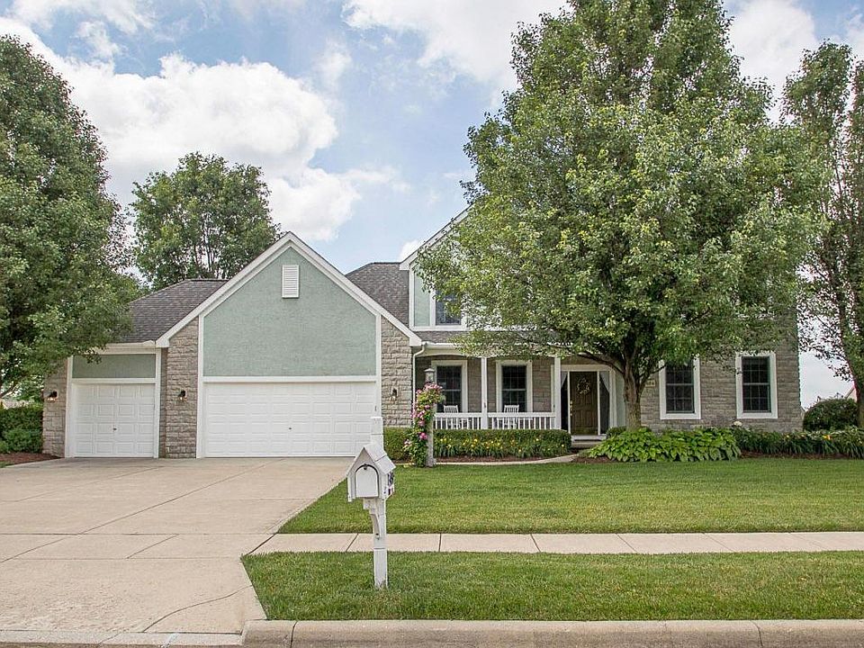 1st image of 13484 Silverbrook Dr NW