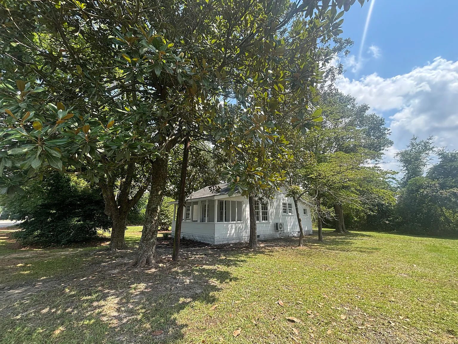 2 bed, 832 sqft, $1,100 — Photo 3