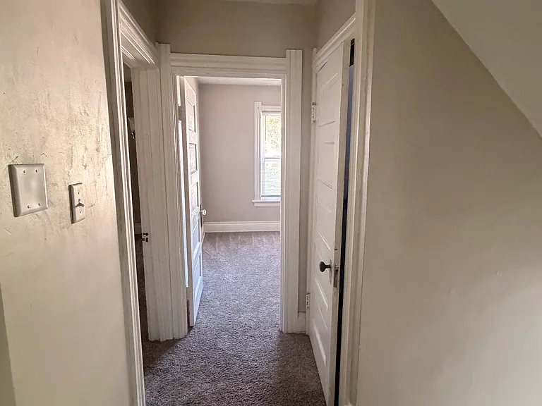 121 Machen St — Photo 23