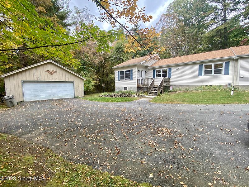 3rd image of 457 Buttermilk Falls Rd