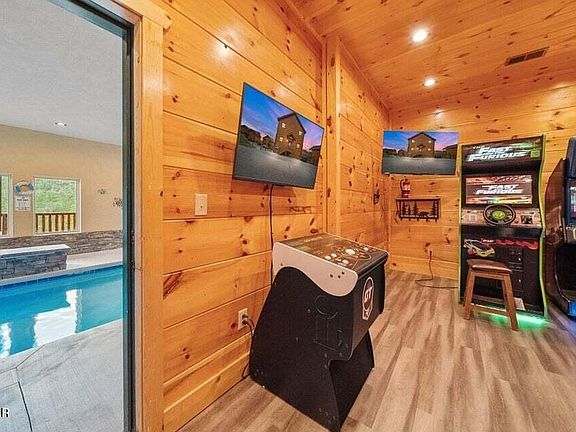 4th image of 1518 Firefly Trail Way