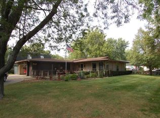 3719 Wilke Rd, Rolling Meadows, IL 60008