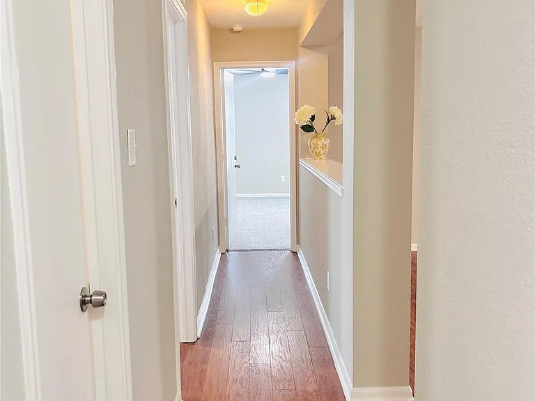8134 Sanders Forest Ct — Photo 19