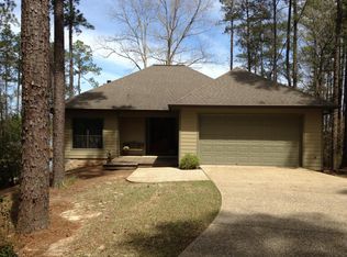 178 W Bay Dr, Lumberton, MS 39455