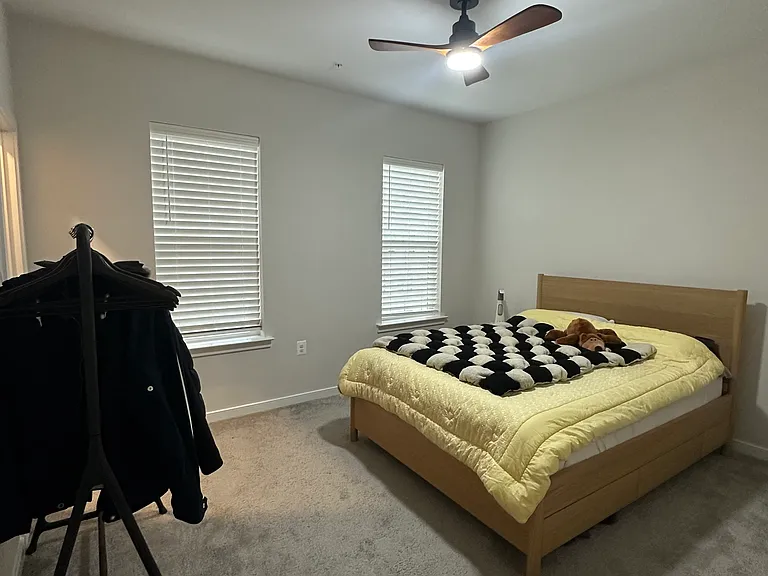 22812 Tawny Pine Sq — Photo 16