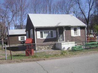 37 Spare St, Dracut, MA 01826