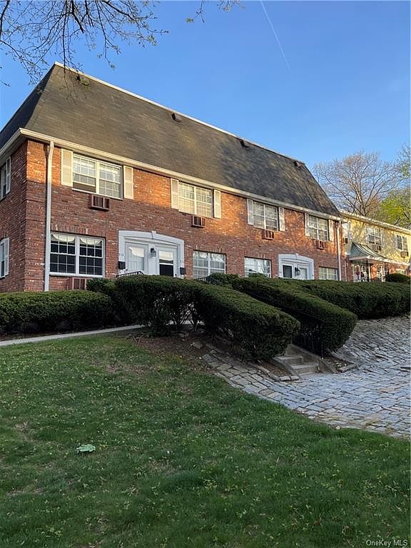 211 Parkside Drive, Suffern, NY 10901 Zillow