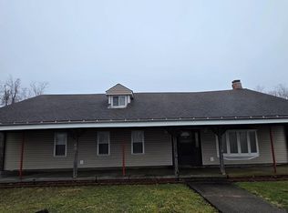 716 Blairs Ridge Rd, Moundsville, WV 26041