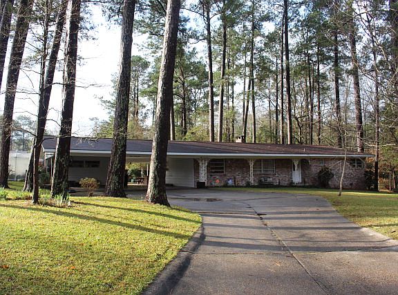 3rd image of 1224 Millsaps Dr
