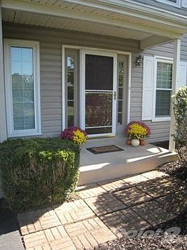 Front Entry Way