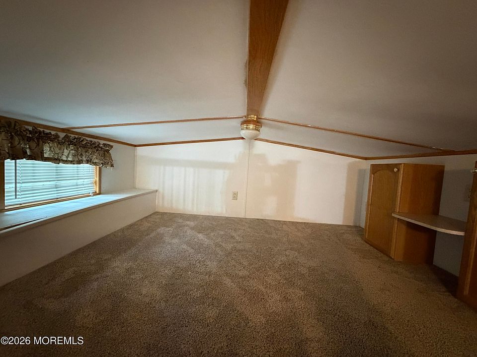 10th image of 724 Monmouth Road #40