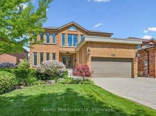 1217 Sugar Maple Ct, Mississauga, ON L4W 4P6