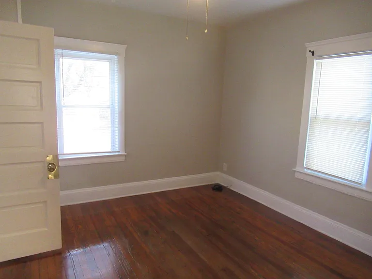 2080 Halstead Ave #2 — Photo 13