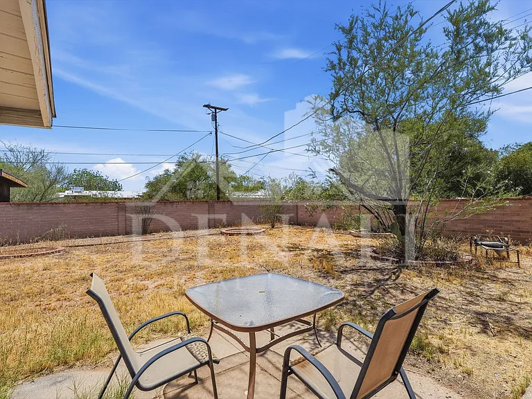 4026 E Alhambra Pl — Photo 25