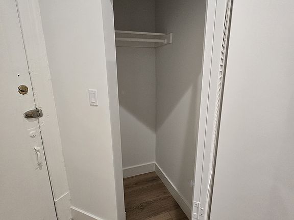 5th image of 500-512 Church St #502A