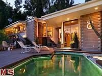 1st image of 2527 Hargrave Dr