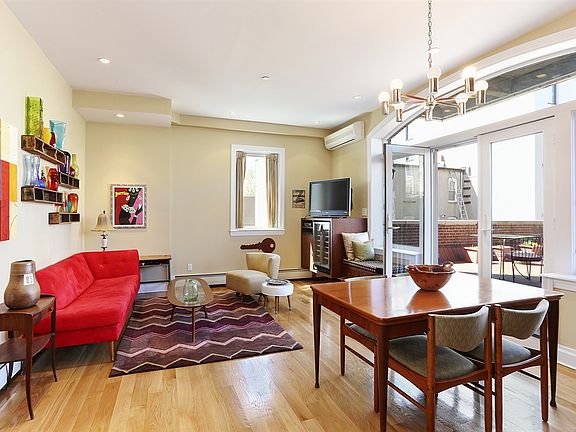2nd image of 69 Carroll St #2A